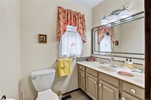 6728 Medd Rd — listing photo 25 of 40
