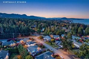 6728 Medd Rd — listing photo 38 of 40