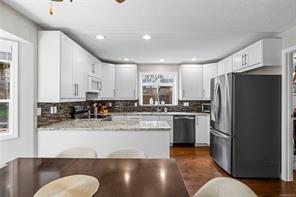 1170 Clubhouse Dr — listing photo 16 of 44
