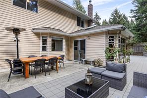 1170 Clubhouse Dr — listing photo 41 of 44