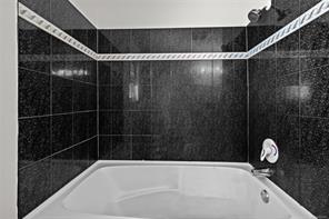 1575 Burton Ave — listing photo 19 of 40