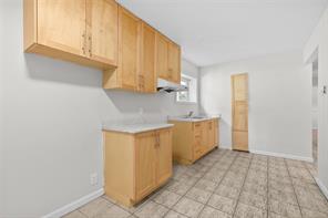 1575 Burton Ave — listing photo 25 of 40