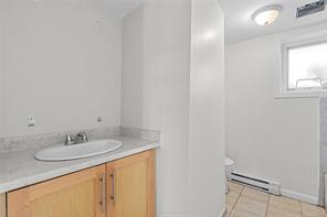 1575 Burton Ave — listing photo 26 of 40