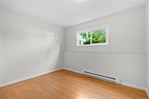 1575 Burton Ave — listing photo 32 of 40