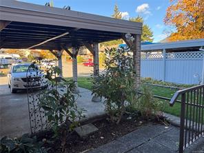 382 Chamiss Cres — listing photo 33 of 34