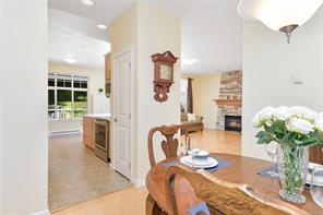 6466 WILLOWPARK Way — listing photo 16 of 66