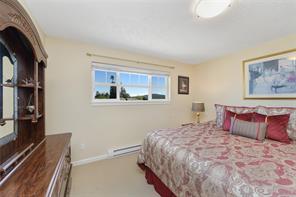 6466 WILLOWPARK Way — listing photo 44 of 66