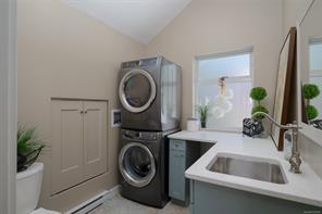 192 Captain Morgans Blvd — listing photo 37 of 81
