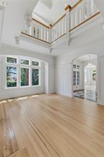 1568 Montgomery Ave — listing photo 23 of 59