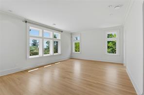 1568 Montgomery Ave — listing photo 32 of 59