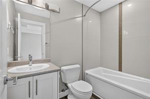204-844 Goldstream Ave — listing photo 13 of 27