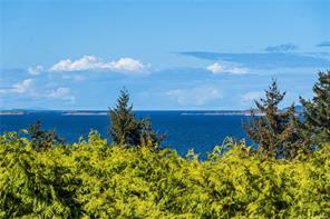 5072 Vista View Cres — listing photo 16 of 52