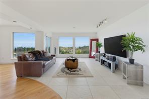 3392 Haida Dr — listing photo 18 of 93