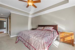 315 Crabapple Cres — listing photo 19 of 38
