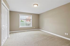 315 Crabapple Cres — listing photo 23 of 38