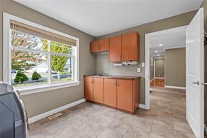 315 Crabapple Cres — listing photo 25 of 38