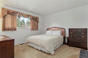353 Aitken St — listing photo 24 of 51