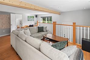 1404 Fairfield Rd — listing photo 14 of 40