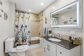 4853 Gertrude St — listing photo 16 of 31