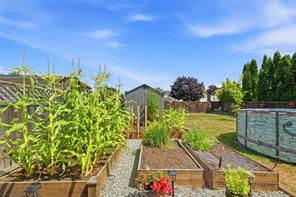 4853 Gertrude St — listing photo 22 of 31