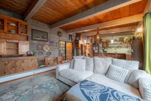 2560 Pylades Dr — listing photo 18 of 82