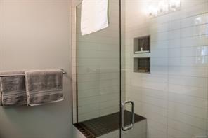 2701 Galley Cres — listing photo 14 of 35