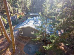 2701 Galley Cres — listing photo 27 of 35