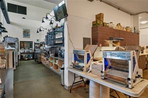 103-2266 Island Hwy — listing photo 30 of 51