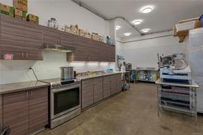 103-2266 Island Hwy — listing photo 36 of 51