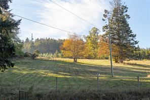 8258 Trans Canada Hwy — listing photo 60 of 68