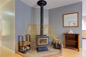 1837 Sandra Pl — listing photo 17 of 55