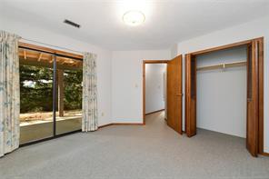 4404 Meadowood Pl — listing photo 19 of 40
