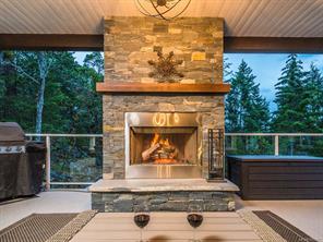 3441 Bromley Pl — listing photo 19 of 46