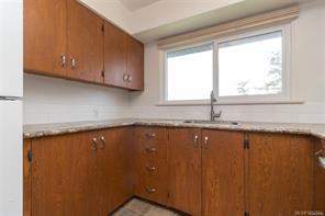 368 Gorge Rd — listing photo 22 of 50