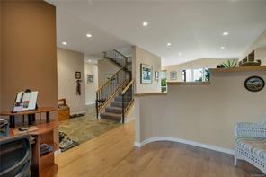 983 Alder St — listing photo 14 of 68