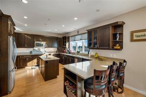 983 Alder St — listing photo 25 of 68