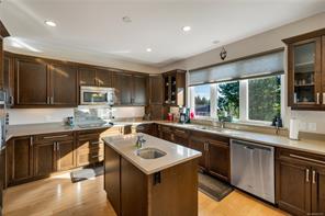 983 Alder St — listing photo 26 of 68