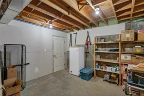 983 Alder St — listing photo 59 of 68
