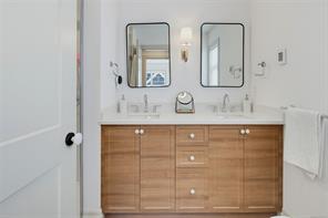 4-3092 Washington Ave — listing photo 21 of 43