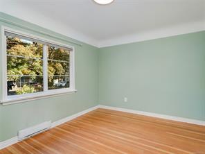1451 Lang St — listing photo 13 of 31