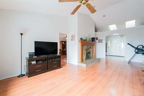 7810 Aats Rd — listing photo 14 of 60