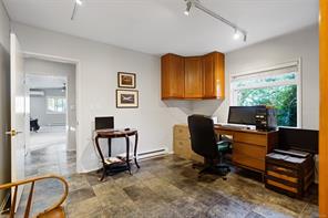 8698 East Saanich Rd — listing photo 23 of 32