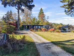 8698 East Saanich Rd — listing photo 30 of 32