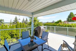 7453 Veyaness Rd — listing photo 16 of 43