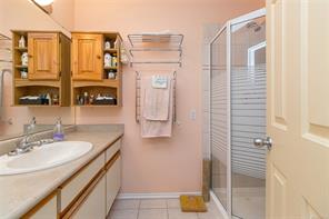 7453 Veyaness Rd — listing photo 21 of 43