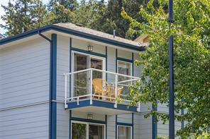 300 383 Wale Rd, Colwood