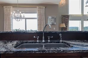10-614 Granrose Terr — listing photo 15 of 44