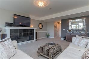 10-614 Granrose Terr — listing photo 33 of 44