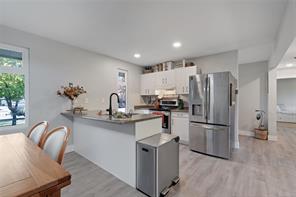 440 Allwood Rd — listing photo 14 of 46
