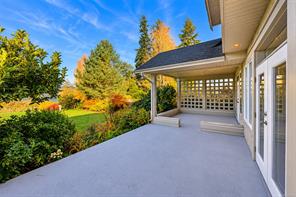 6086 Sterling Dr — listing photo 13 of 52